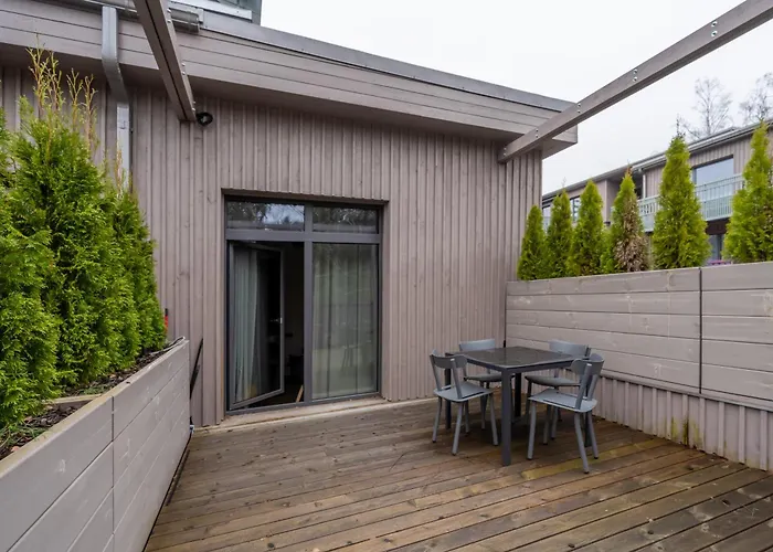 1-Bedroom Apartment With Private Parking & Terrace