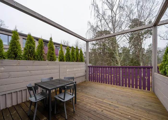 1-Bedroom Apartment With Private Parking & Terrace