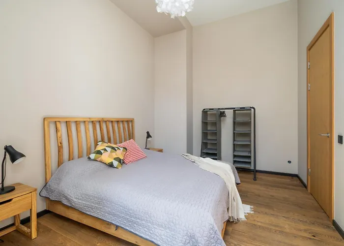 Apartments With Private Parking & Terrace