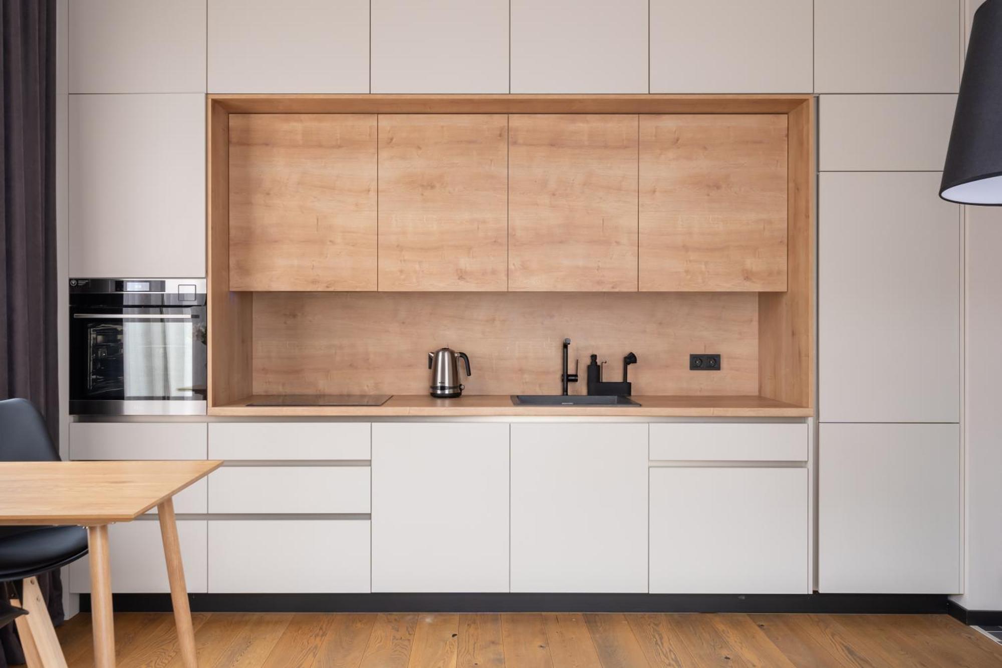 Apartment 1-bedroom With Private Parking & Terrace