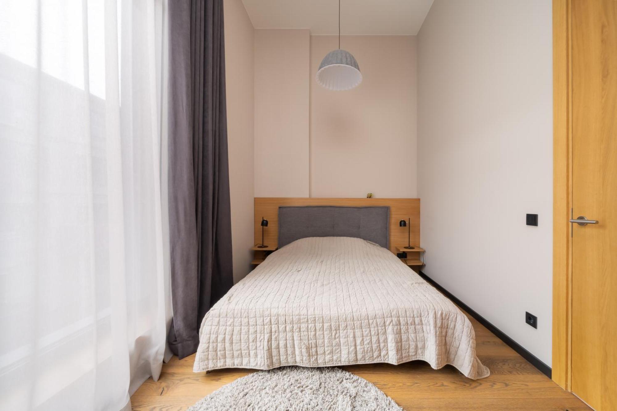 1-bedroom With Private Parking & Terrace Jurmala