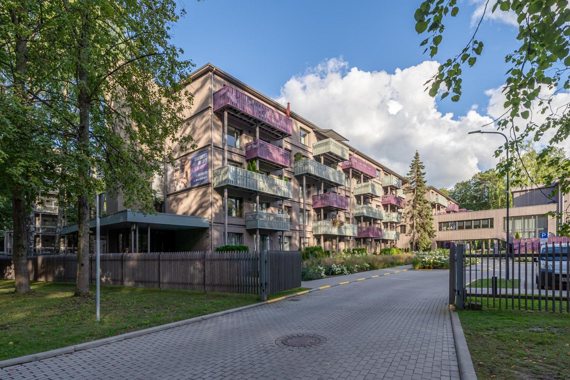Apartment 1-bedroom With Private Parking & Terrace Jurmala